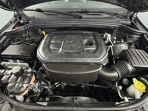 Used 2020 Jeep Grand Cherokee Laredo w/ Laredo X Package image 32