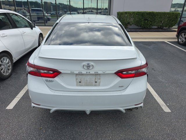 Used 2022 Toyota Camry SE FWD image 5