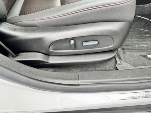 Used 2025 Chevrolet Blazer RS w/ Driver Confidence II Package image 20