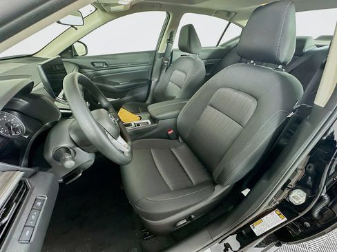 New 2026 Nissan Altima 2.5 SV w/ SV Special Edition Package AWD/4WD image 27