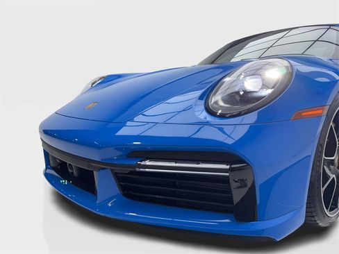 Used 2022 Porsche 911 Turbo S image 5