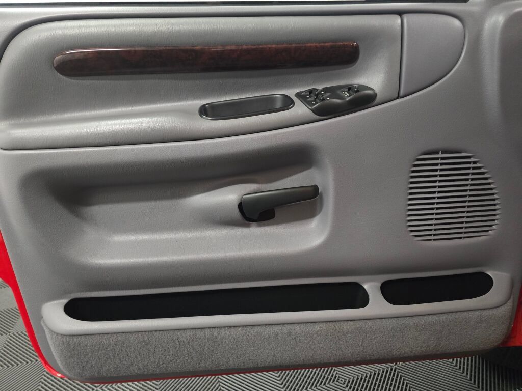 Used 1998 Dodge Ram 1500 Truck 2WD Regular Cab image 95