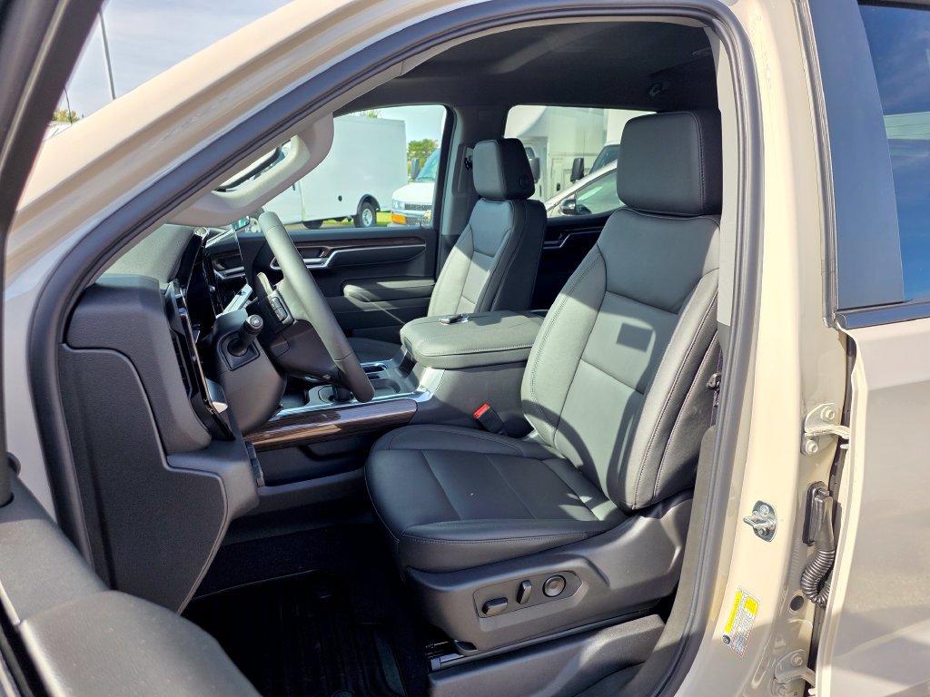 New 2026 Chevrolet Silverado 1500 RST w/ Convenience Package II AWD/4WD image 17