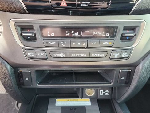 Used 2022 Honda Pilot Special Edition image 18