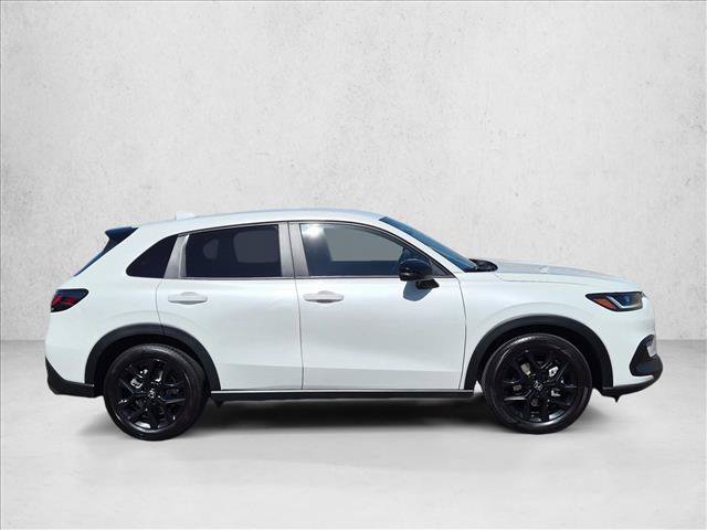 Used 2023 Honda HR-V Sport image 4