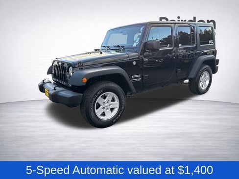 Used 2018 Jeep Wrangler Unlimited Sport S AWD/4WD image 3