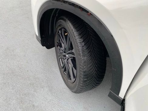 Used 2024 MAZDA CX-5 Carbon Edition image 26