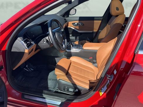 Used 2021 BMW 330i Sedan w/ Premium Package image 9