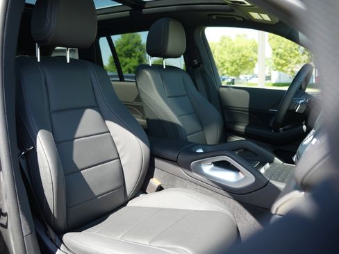 New 2025 Mercedes-Benz GLS 450 4MATIC image 46