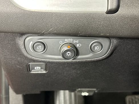 Used 2018 GMC Terrain SLT w/ Preferred Package image 19