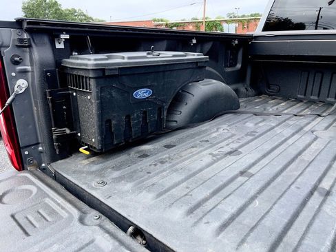 Used 2024 Ford F250 Platinum w/ FX4 Off-Road Package AWD/4WD image 6