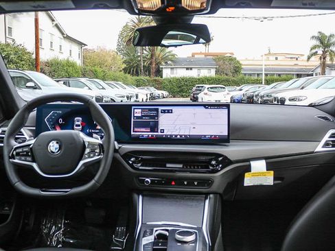 Used 2025 BMW 330i Sedan w/ Convenience Package image 12