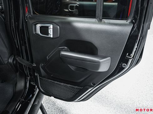 Used 2022 Jeep Gladiator Sport image 43