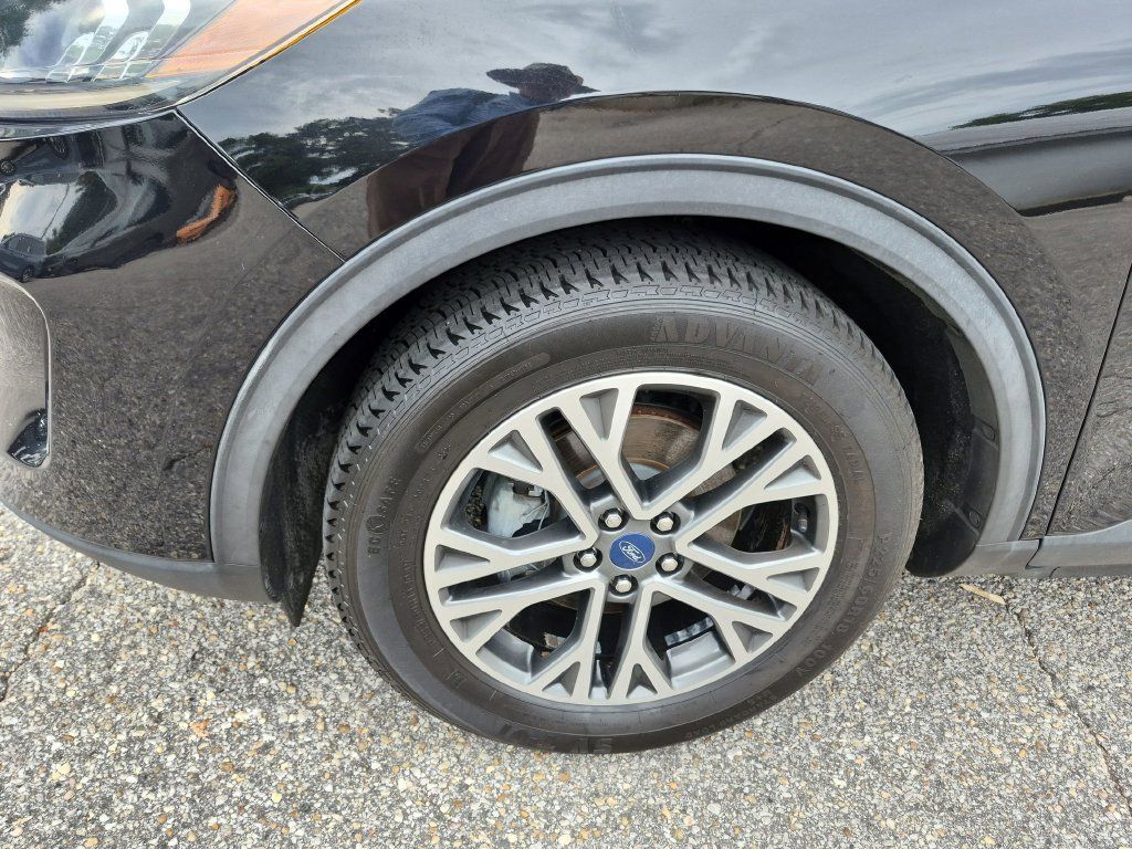 Used 2020 Ford Escape SEL FWD image 11