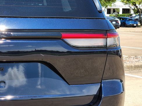 Used 2023 Jeep Grand Cherokee 4WD 4xe w/ Luxury Tech Group II image 16