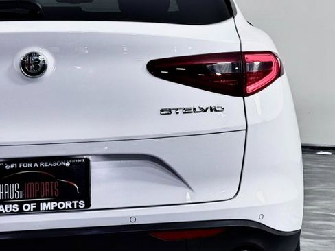 Used 2023 Alfa Romeo Stelvio Sprint AWD/4WD image 14