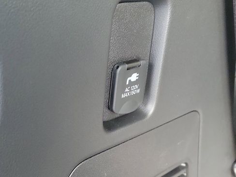 New 2025 Nissan Armada PRO-4X image 14