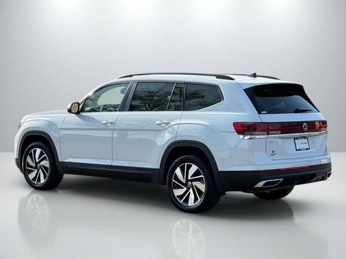 Used 2025 Volkswagen Atlas SE image 5