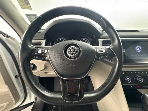 Used 2019 Volkswagen Atlas SE w/ Towing Package FWD image 22