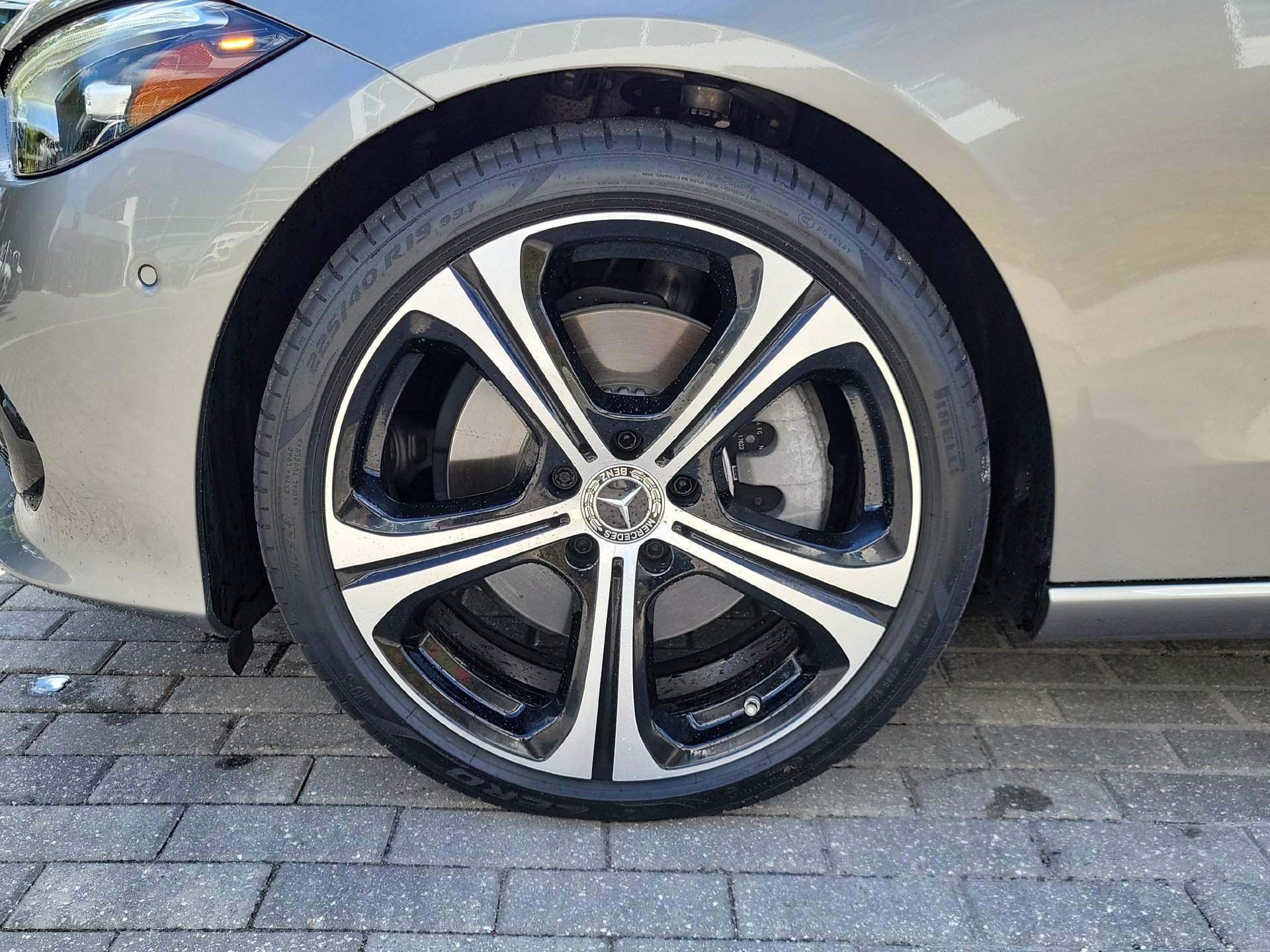 Used 2023 Mercedes-Benz C 300 Sedan image 7