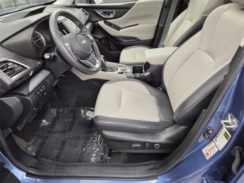 Used 2019 Subaru Forester Limited image 22