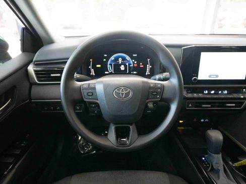 Used 2026 Toyota Camry LE FWD image 21