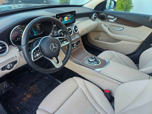 Used 2020 Mercedes-Benz C 300 4MATIC Sedan image 9
