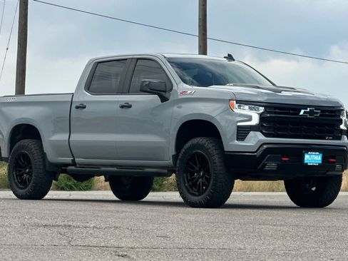 Used 2024 Chevrolet Silverado 1500 LT Trail Boss w/ Convenience Package II AWD/4WD image 9