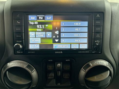 Certified 2017 Jeep Wrangler Unlimited Sport w/ Quick Order Package 23S image 13