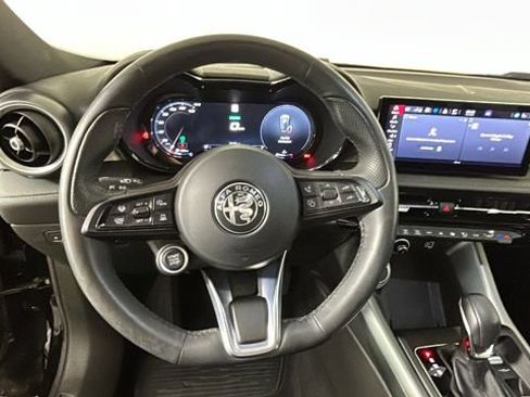 Used 2024 Alfa Romeo Tonale Ti w/ Active Assist Package AWD/4WD image 15
