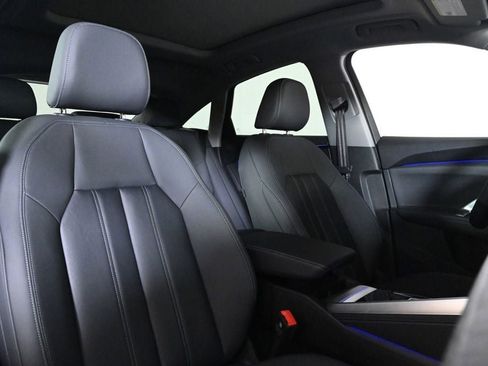 Used 2025 Audi Q5 Premium AWD/4WD image 16
