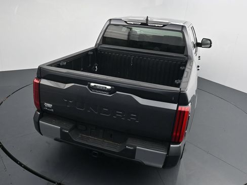 Used 2025 Toyota Tundra Limited AWD/4WD image 14