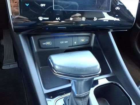 Used 2023 Hyundai Santa Cruz Limited image 19