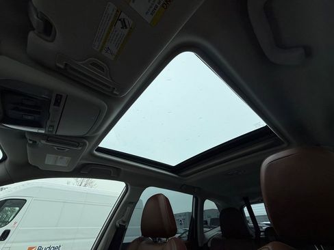 Used 2023 Subaru Forester Touring image 29