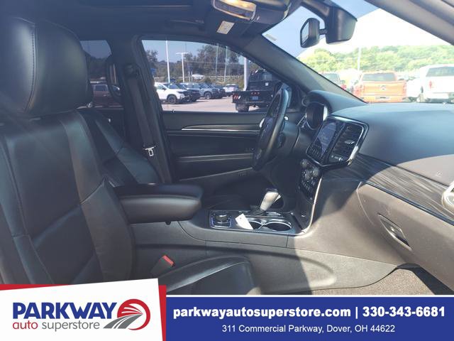 Used 2020 Jeep Grand Cherokee Limited w/ Premium Lighting Group AWD/4WD image 23