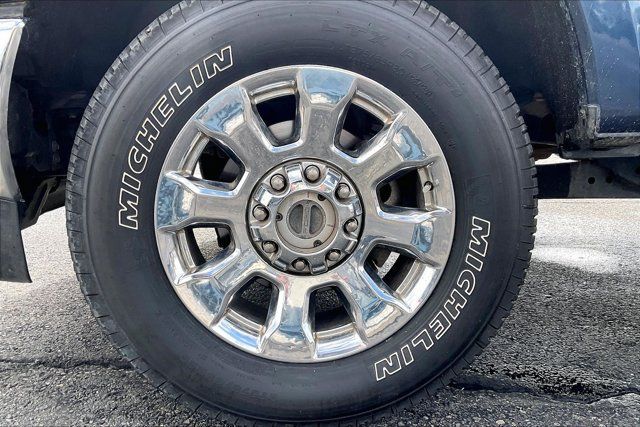 Used 2019 Ford F350 Lariat w/ Lariat Ultimate Package AWD/4WD image 8