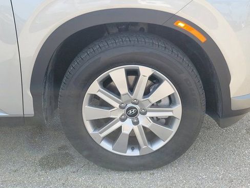 Used 2025 Hyundai Palisade SEL FWD image 12