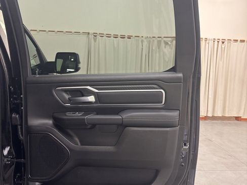 New 2026 RAM 1500 4x4 Crew Cab image 39