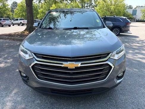 Used 2020 Chevrolet Traverse LT FWD image 8
