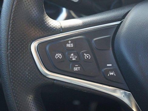 Used 2023 Chevrolet Equinox LT image 8