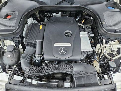 Used 2019 Mercedes-Benz GLC 300 image 22