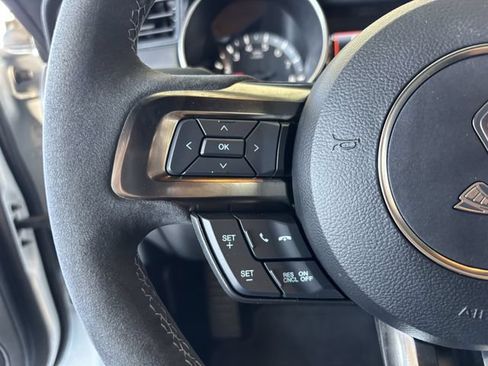 Used 2020 Ford Mustang Shelby GT350 w/ Technology Package RWD image 28