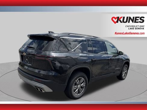 Used 2024 Chevrolet Traverse LT FWD image 4