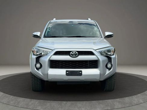 Used 2015 Toyota 4Runner SR5 Premium RWD image 2