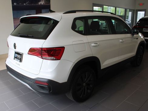 Used 2024 Volkswagen Taos S FWD image 20