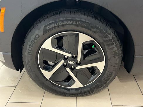 New 2026 Hyundai Ioniq 9 SE AWD/4WD image 13