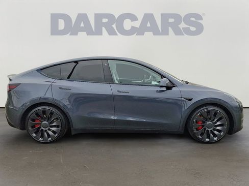 Used 2022 Tesla Model Y Performance image 7