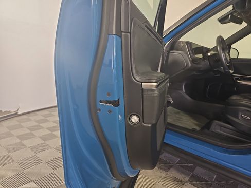 Used 2024 Rivian R1T Adventure AWD/4WD image 30