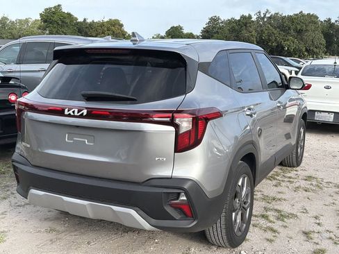 Certified 2025 Kia Seltos LX AWD/4WD image 10