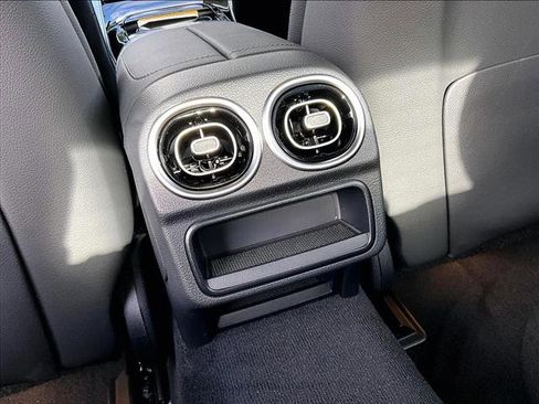 New 2026 Mercedes-Benz C 300 Sedan image 19